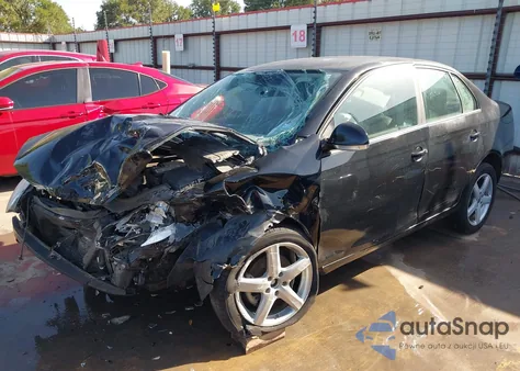 2010 Volkswagen Jetta Limited Edition из США, поврежденный, VIN 3VWAZ7AJ5AM101119